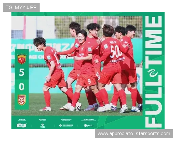 全新赛季揭幕各大联赛激战正酣 球迷热议新转会与冠军争夺战