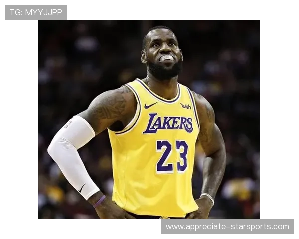 詹姆斯复出带领湖人迎战勇士 莱昂纳德缺阵快船迎战太阳展开强强对话