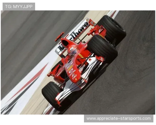 F1最新赛事动态解析赛车手表现与积分榜变化 F1最新赛事动态解析赛车手表现与积分榜变化