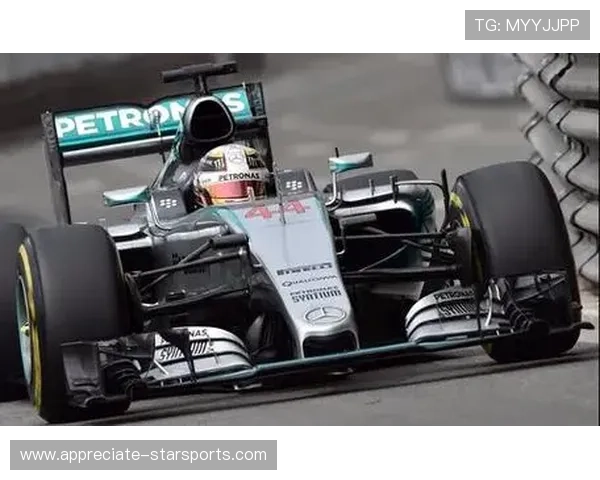 围绕F1赛季最新动态与车队博弈车手转会技术升级及冠军争夺格局深度解读