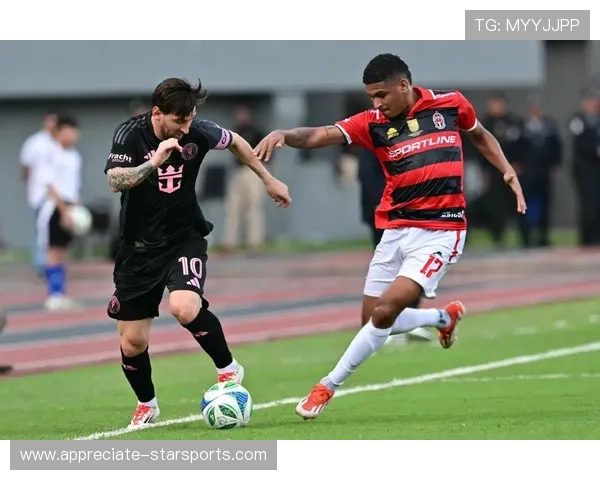 梅西加盟迈阿密国际后首度亮相引发全球球迷热议